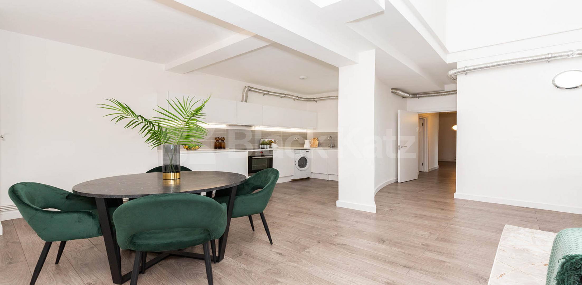 			SPACIOUS 4 BEDROOM WAREHOUSE CONVERSION , 4 Bedroom, 2 bath, 1 reception Apartment			 SPRINGFIELD HOUSE LOFTS-TYSSEN STREET , DALSTON-HAGGERSTON-SHOREDITCH